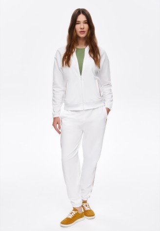 Брюки джогеры из пике, цвет молочный