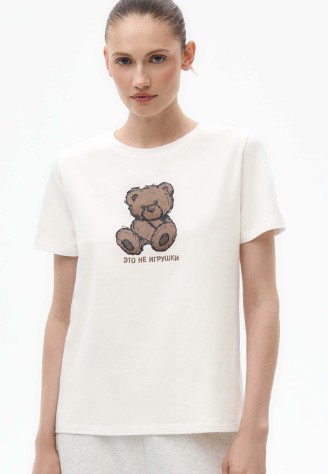 Женская футболка «Мишки», цвет молочный