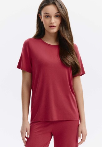 Футболка, цвет гранатовый