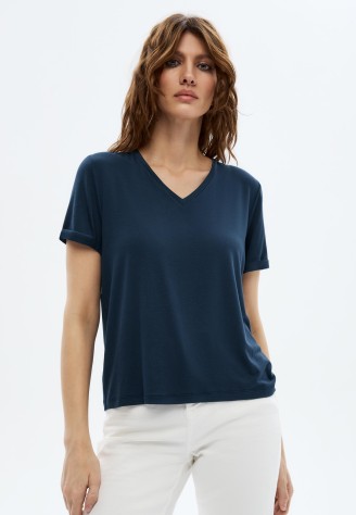 Женская футболка, цвет синий