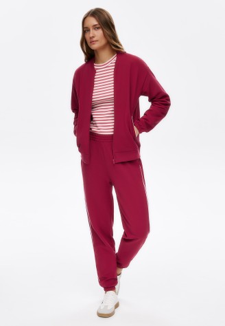 Брюки джогеры из пике, цвет малиновый