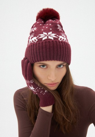 Двойная шапка с новогодним узором, цвет бордовый