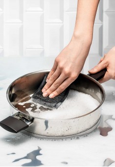 Губка для уборки с металлизированной нитью