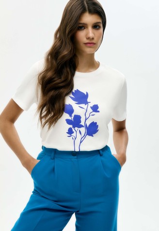 Женская футболка «Цветы», принт «Магнолия»