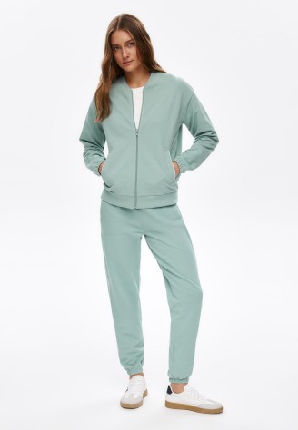 Джемпер из пике на молнии, цвет фисташковый