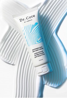 Крем против пигментации для лица и рук Dr. Core