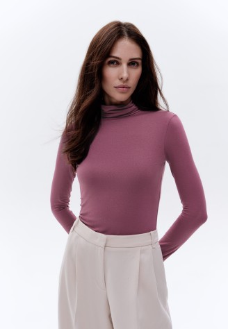 Женская водолазка, цвет пурпурный