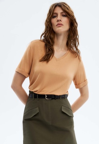 Женская футболка, цвет песочный