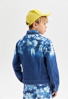 Джинсовая куртка с принтом «тай-дай» для мальчика от Фаберлик, фото 3