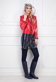 Дождевик с черной окантовкой