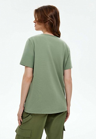 Женская футболка с декором, цвет фисташковый