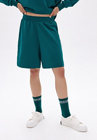 Шорты, цвет изумрудный