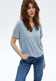 Женская футболка, цвет голубой