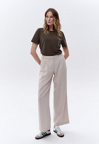 Женская футболка прямого силуэта, цвет шоколадный