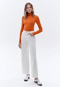 Женская водолазка, цвет абрикосовый