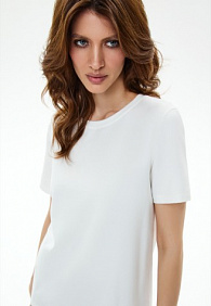 Женская футболка, цвет белый