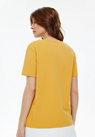 Женская футболка, цвет горчичный