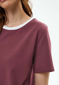 Женская футболка, цвет бордовый