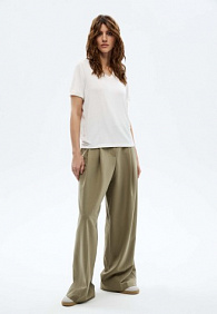 Женская футболка, цвет молочный