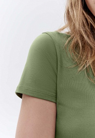 Женская футболка прилегающего силуэта, цвет хаки