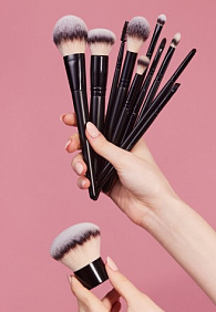 Кисть для румян