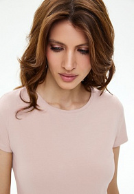 Женская футболка, цвет розовый