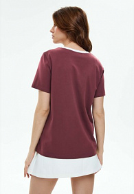 Женская футболка, цвет бордовый