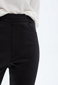 Джегинсы, цвет черный