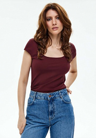 Топ, цвет бордовый